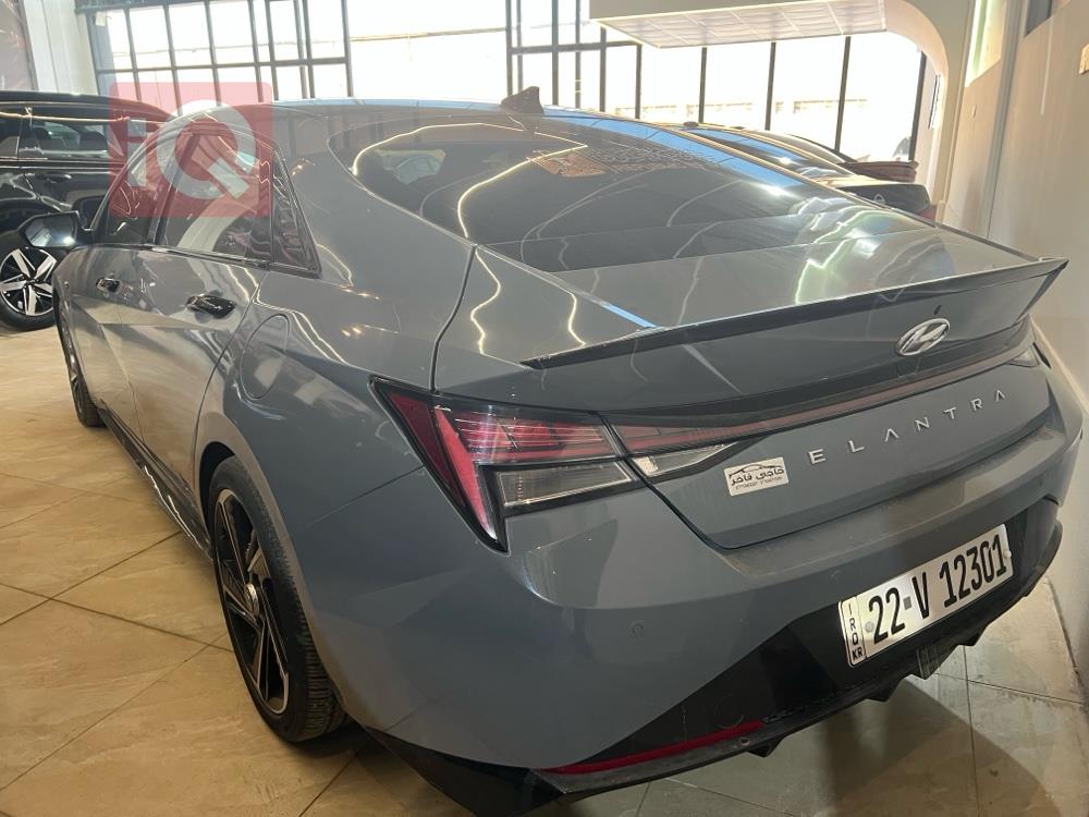 هیۆندای ئەلەنترا